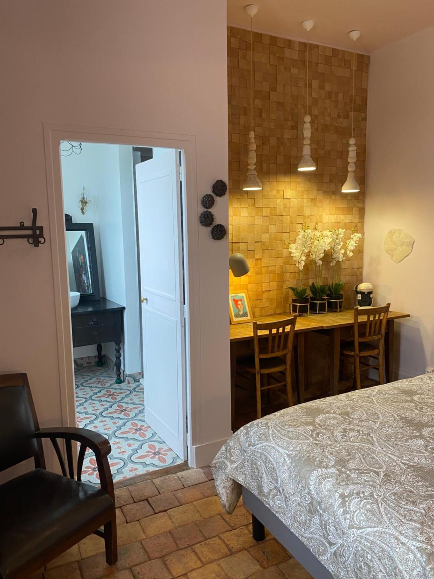 Bed and Breakfast Domaine De La Besse Celon Экстерьер фото
